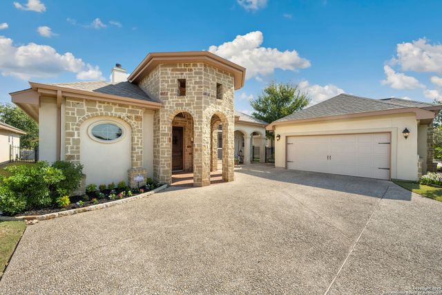 30319 CIBOLO RUN, Fair Oaks Ranch, TX 78015