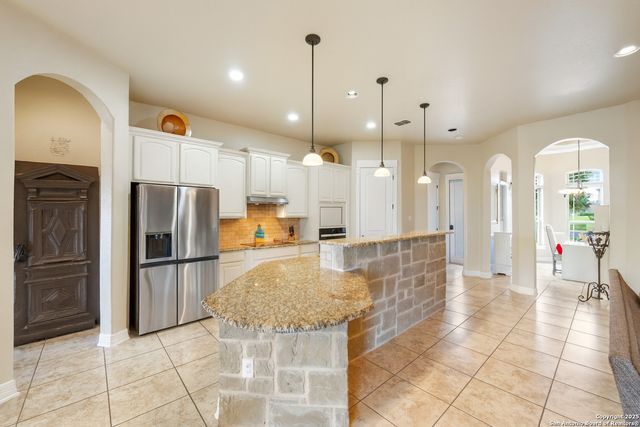 30319 CIBOLO RUN, Fair Oaks Ranch, TX 78015