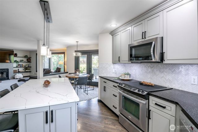 3010 Carbon Ridge Street, Enumclaw, WA 98022