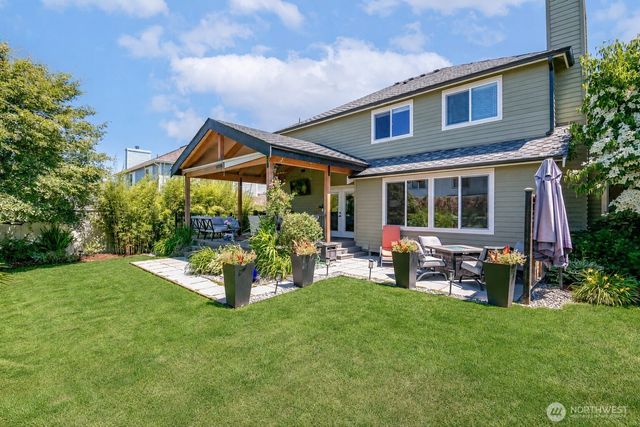 3010 Carbon Ridge Street, Enumclaw, WA 98022
