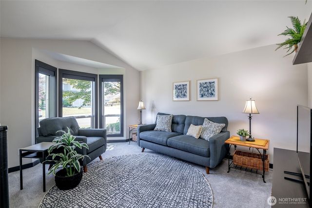 3010 Carbon Ridge Street, Enumclaw, WA 98022