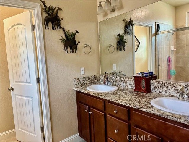 2220 N. Shady Street, Visalia, CA 93291