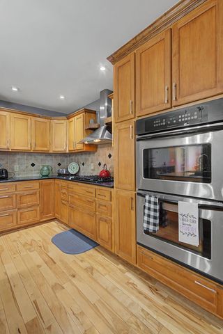 5032 Twin Lakes Dr, Old Hickory, TN 37138