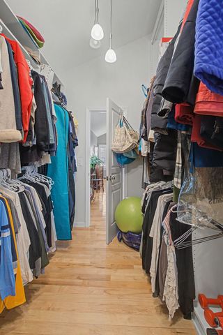 5032 Twin Lakes Dr, Old Hickory, TN 37138