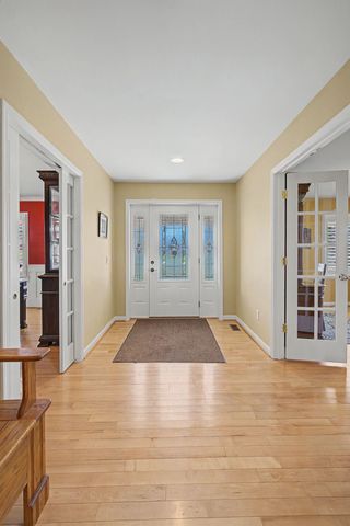 5032 Twin Lakes Dr, Old Hickory, TN 37138