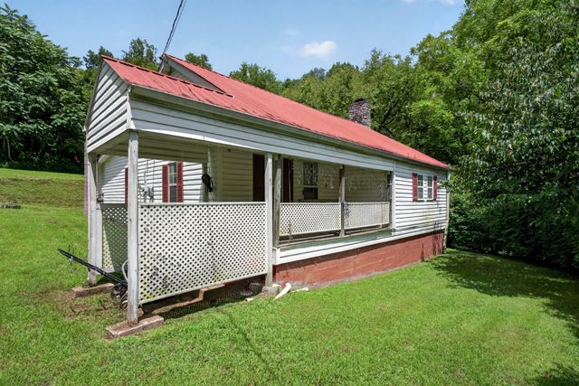2949 Wilmouth Creek Rd, Liberty, TN 37095