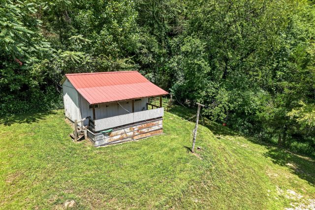 2949 Wilmouth Creek Rd, Liberty, TN 37095