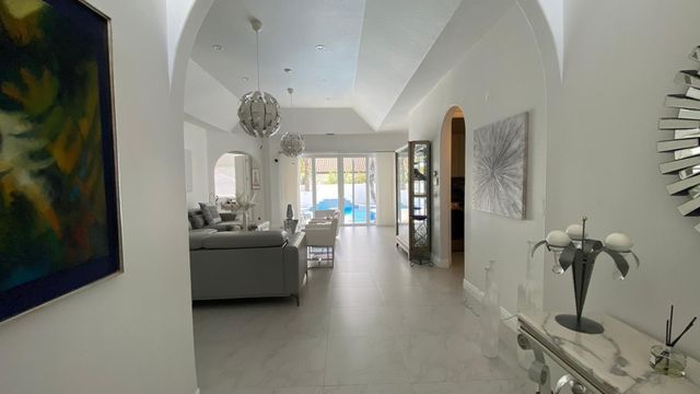 830 Bailey Street, Boca Raton, FL 33487