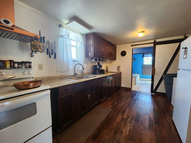 2439 SEAMEADOWS Drive, Perry, FL 32348