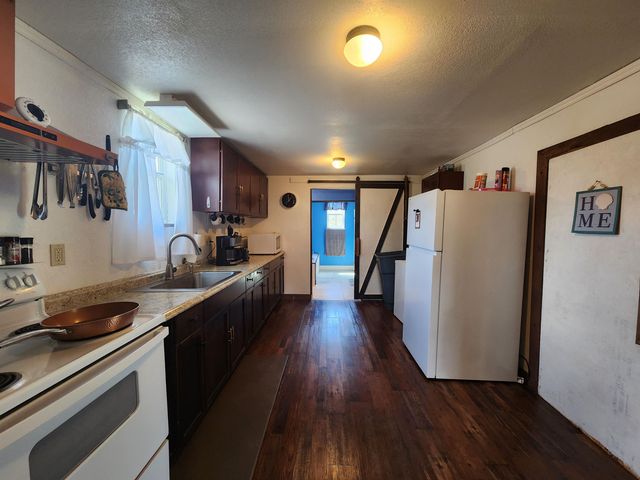 2439 SEAMEADOWS Drive, Perry, FL 32348