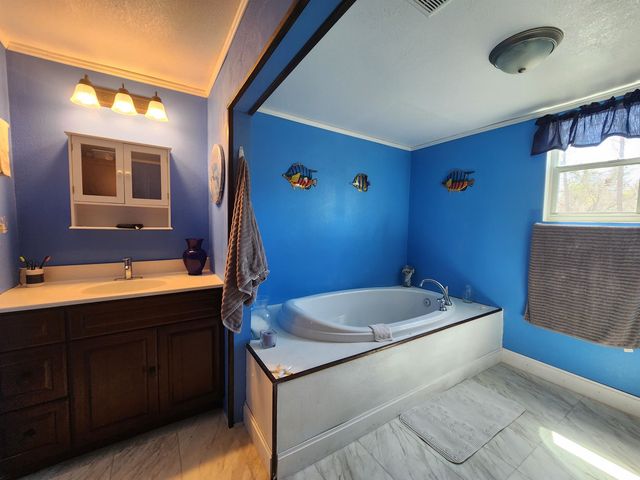 2439 SEAMEADOWS Drive, Perry, FL 32348