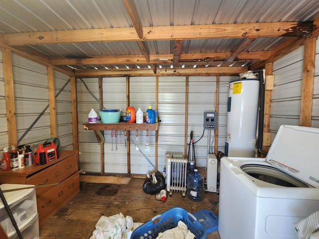 2439 SEAMEADOWS Drive, Perry, FL 32348