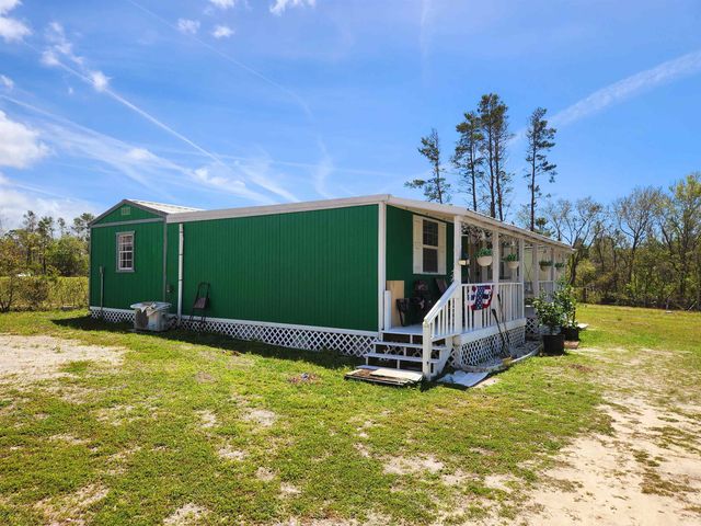 2439 SEAMEADOWS Drive, Perry, FL 32348