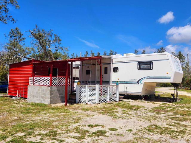 2439 SEAMEADOWS Drive, Perry, FL 32348