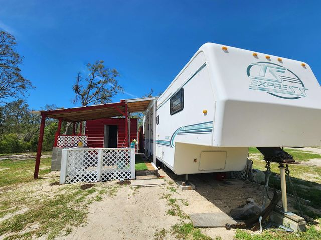 2439 SEAMEADOWS Drive, Perry, FL 32348