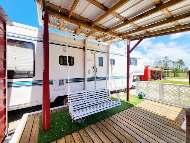 2439 SEAMEADOWS Drive, Perry, FL 32348