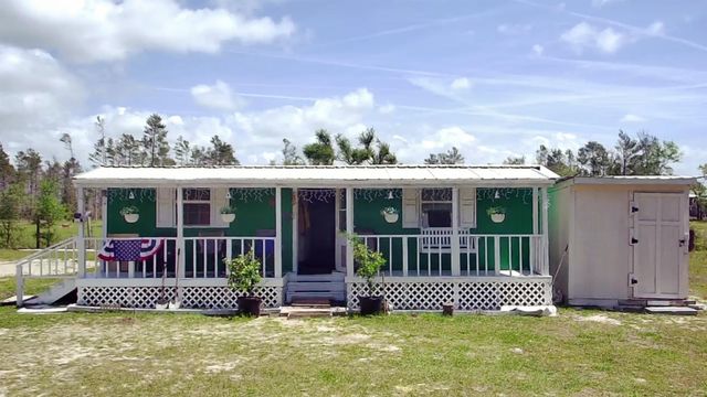 2439 SEAMEADOWS Drive, Perry, FL 32348