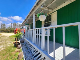 2439 SEAMEADOWS Drive, Perry, FL 32348