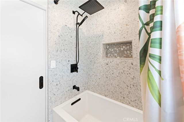 11211 Gardenaire Ln, Garden Grove, CA 92841