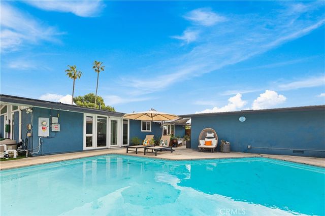 11211 Gardenaire Ln, Garden Grove, CA 92841