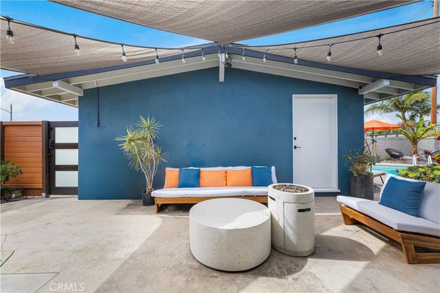 11211 Gardenaire Ln, Garden Grove, CA 92841