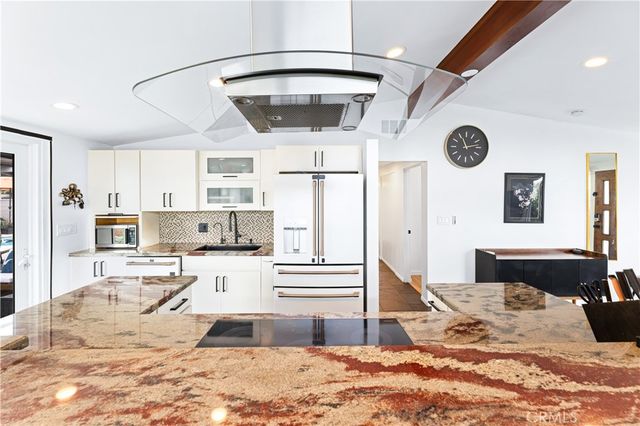 11211 Gardenaire Ln, Garden Grove, CA 92841