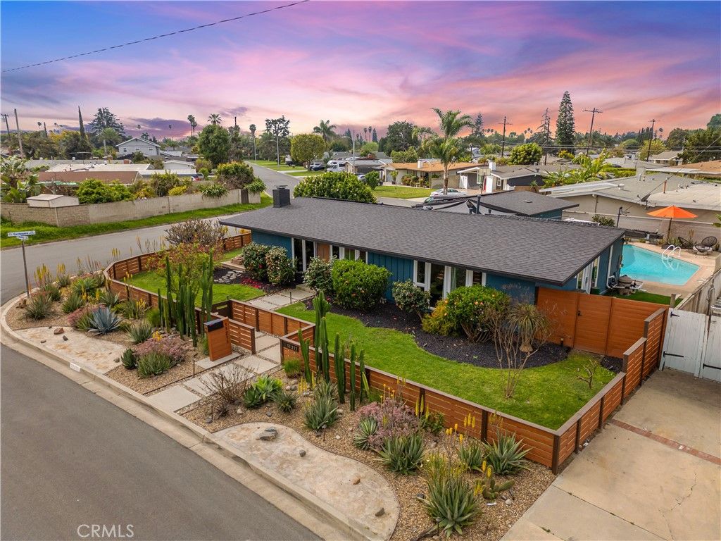 11211 Gardenaire Ln, Garden Grove, CA 92841