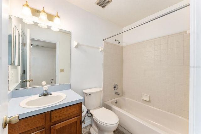 831 NW 42ND TERRACE, Gainesville, FL 32605