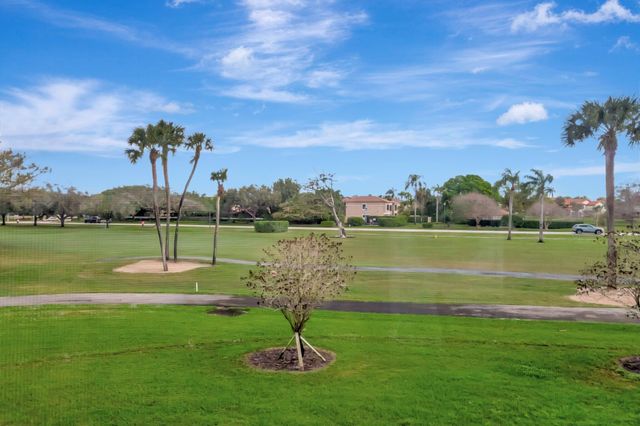 7507 La Paz Boulevard 202, Boca Raton, FL 33433