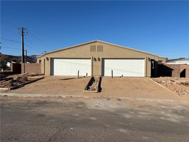 901 Berk Avenue, Kingman, AZ 86409