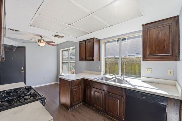 5203 Smokey River Drive, Katy, TX 77449