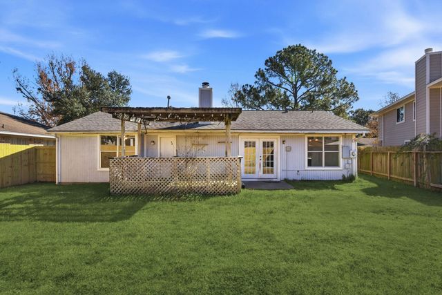 5203 Smokey River Drive, Katy, TX 77449