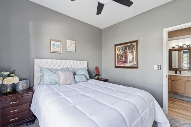 10455 E Greenbury Way, Clovis, CA 93619