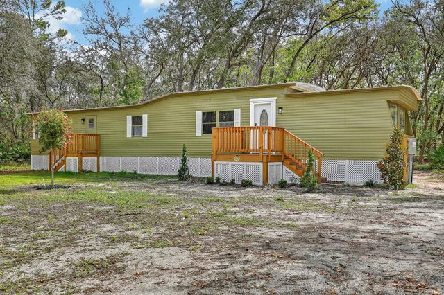 112 Palmer Dr, Interlachen, FL 32148