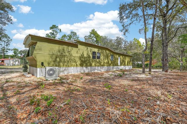 112 Palmer Dr, Interlachen, FL 32148