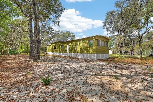 112 Palmer Dr, Interlachen, FL 32148