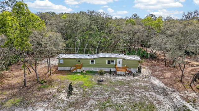 112 Palmer Dr, Interlachen, FL 32148