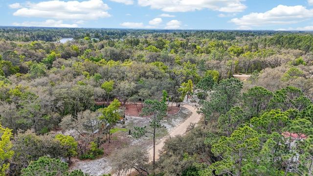 112 Palmer Dr, Interlachen, FL 32148