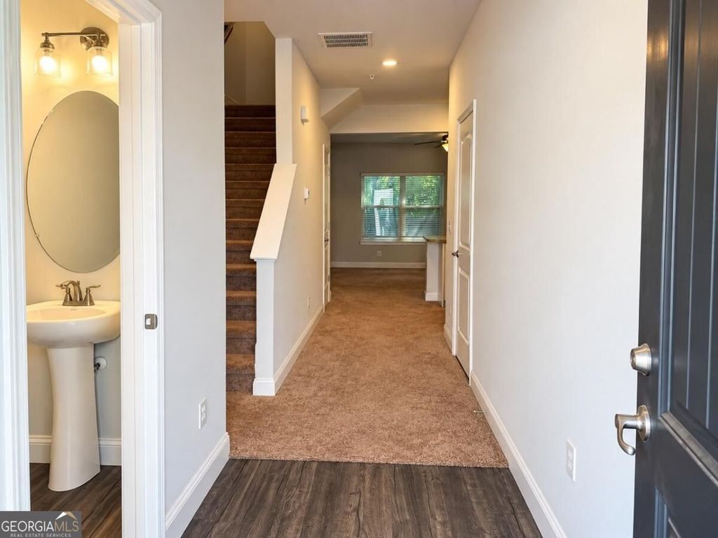 5358 Creekview Lane, Morrow, GA 30260 — photo 2