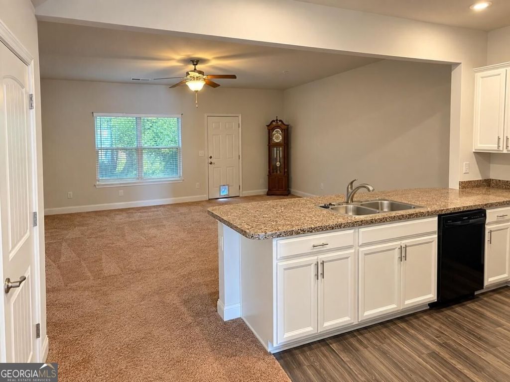 5358 Creekview Lane, Morrow, GA 30260 — photo 3
