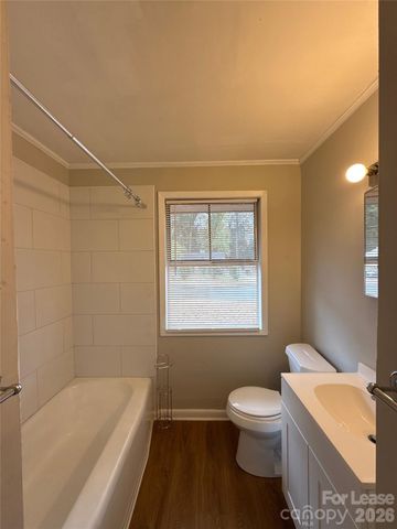 2518 Lasalle Street, Charlotte, NC 28216