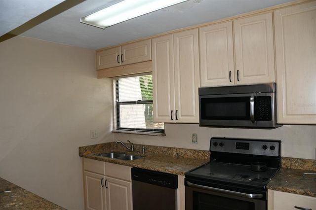 2811 SW ARCHER ROAD Y-217, Gainesville, FL 32608