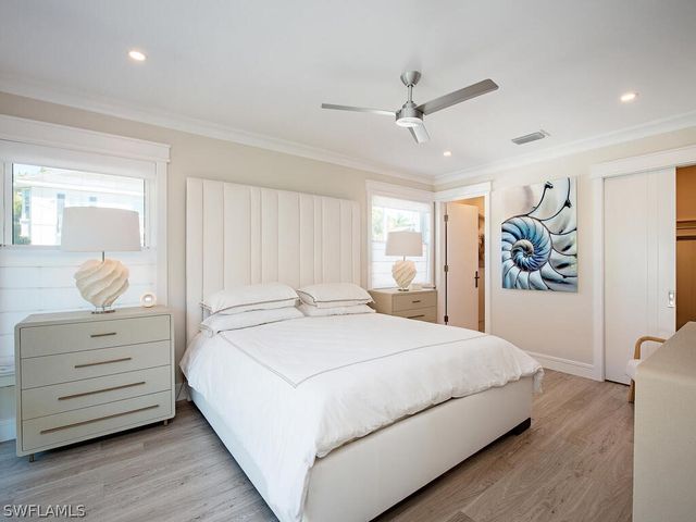 536 2nd ST S 536, Naples, FL 34102