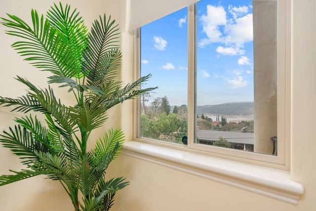 1610 Zapata Dr, El Dorado Hills, CA 95762