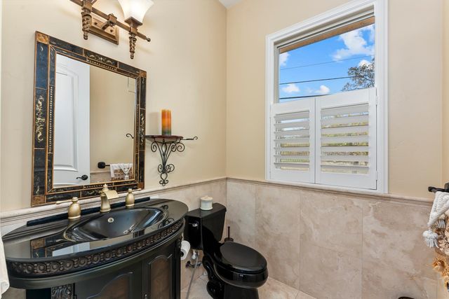 1610 Zapata Dr, El Dorado Hills, CA 95762