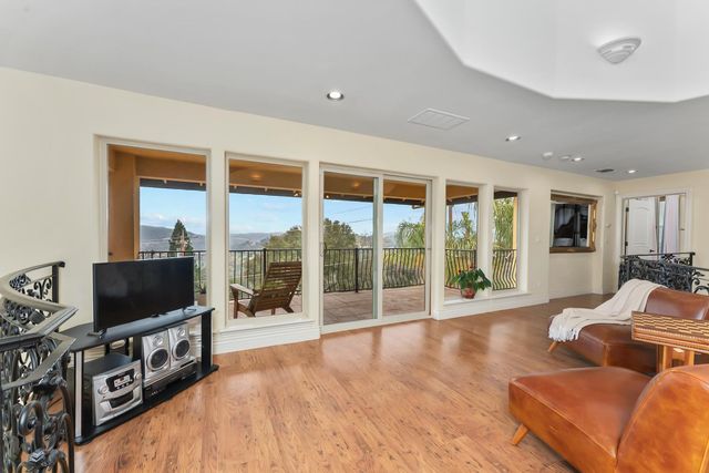 1610 Zapata Dr, El Dorado Hills, CA 95762