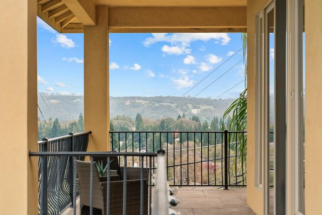 1610 Zapata Dr, El Dorado Hills, CA 95762