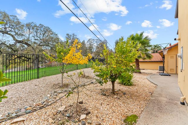 1610 Zapata Dr, El Dorado Hills, CA 95762