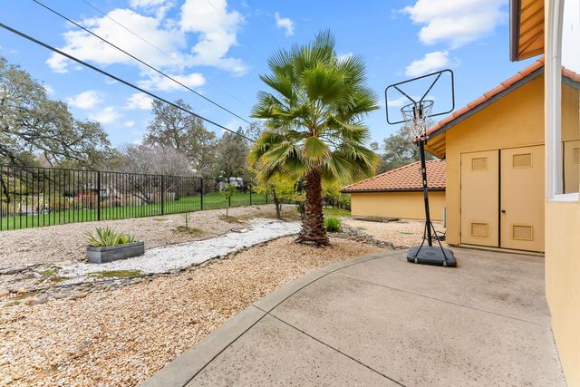 1610 Zapata Dr, El Dorado Hills, CA 95762