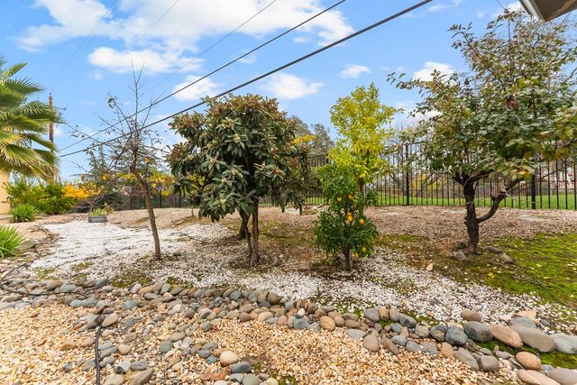 1610 Zapata Dr, El Dorado Hills, CA 95762